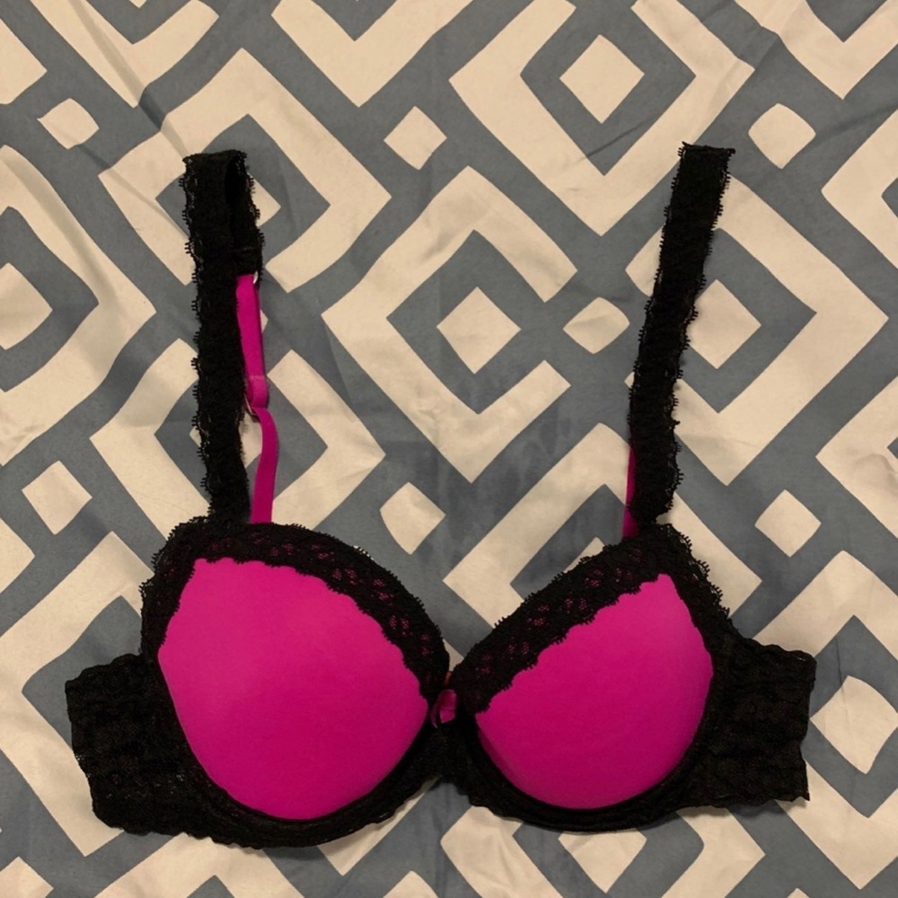 Victoria Secret convertible bra